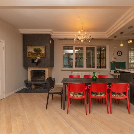 Wanderlust Boutique Hostel Almatı Dış mekan fotoğraf