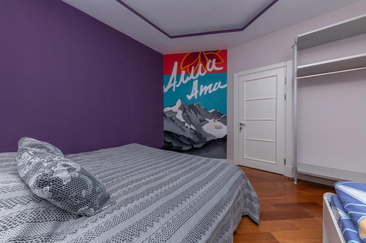 Wanderlust Boutique Hostel Almatı Dış mekan fotoğraf