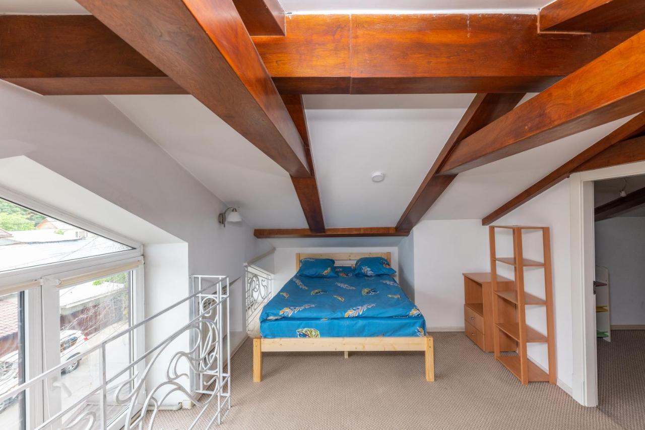 Wanderlust Boutique Hostel Almatı Dış mekan fotoğraf